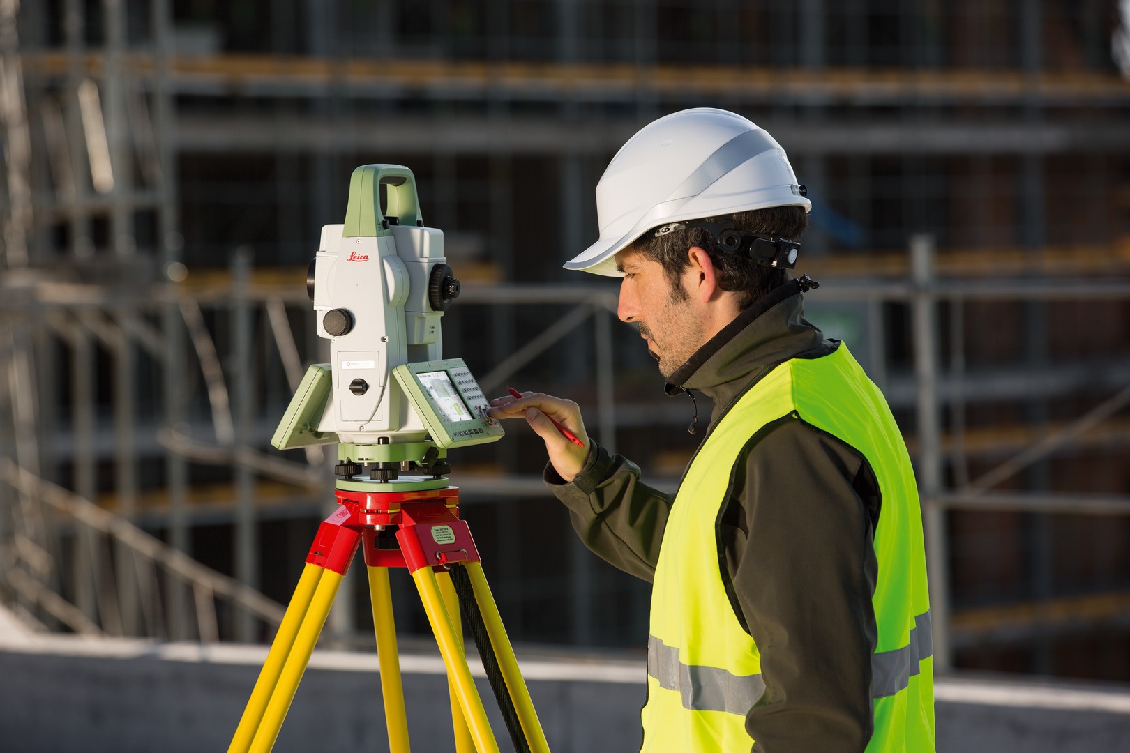 Leica TS16p 5 Second Robotic Total Station leica-total-station