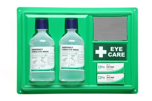 Eye Wash Station Wall Mounting C/W Mirror & 2 X Eye Wash